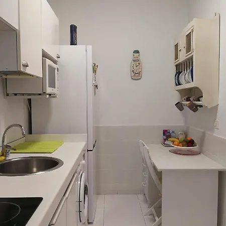 Apartamento Calle Pérez Galdós 20 *